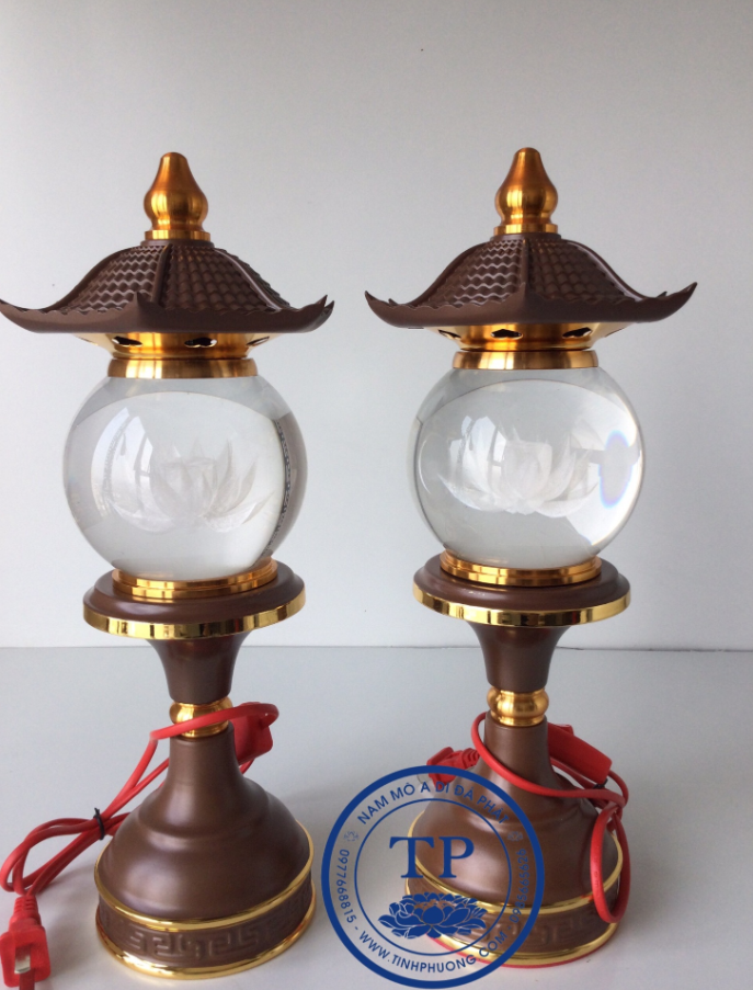 MẪU ĐÈN THỜ GỖ ĐẸP 600 NGÀN 1 ĐÔI